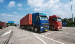 大货车视频,揭秘货运物流的繁忙景象